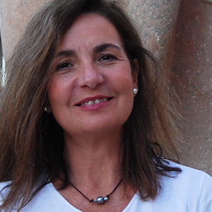 Dra. Ana Moyá Amengual